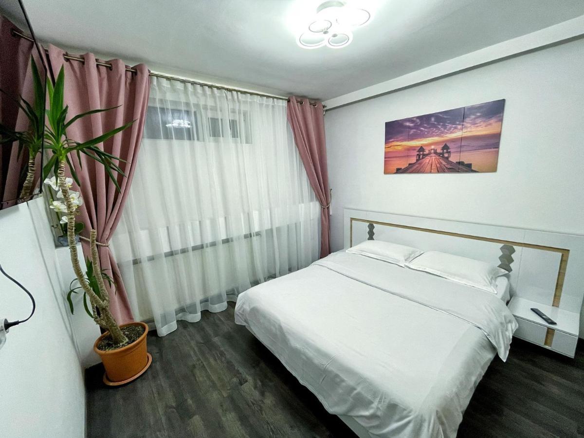 3 Rooms Cinema Garden Parking House Бухарест Экстерьер фото